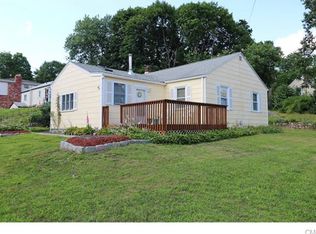 65 Evers St, Bridgeport, CT 06610