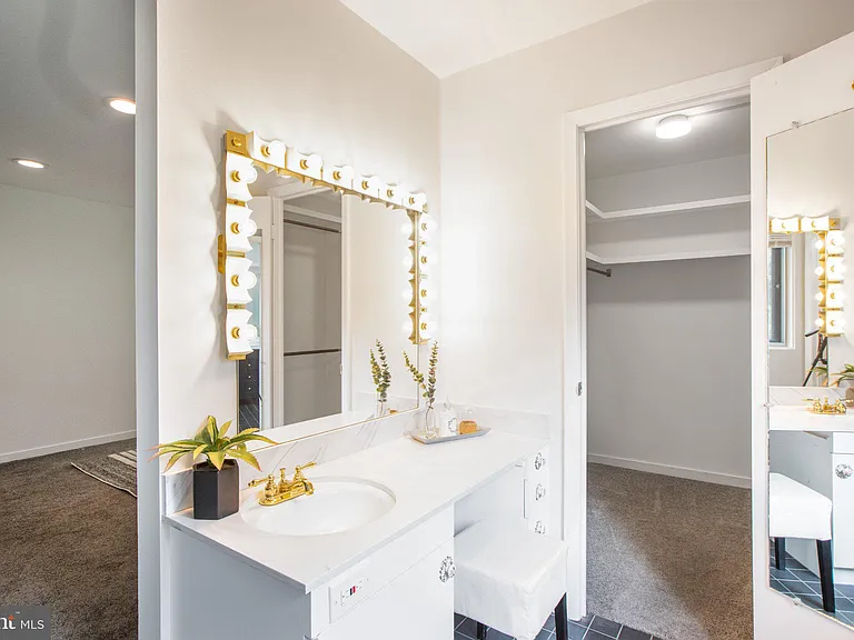 3406 Woodvalley Dr — Photo 36