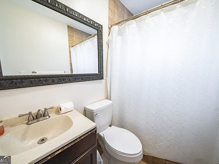 161 Calhoun Rd — Photo 35