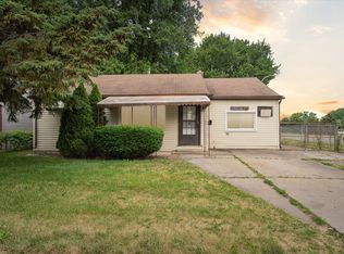 26873 Nagel St E, Roseville, MI