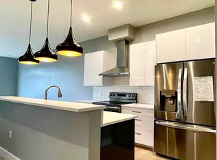 60 Cross St #60, Somerville, MA 02145