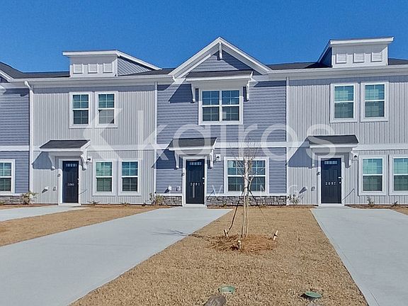 3rd image of 2091 Banyon Cir