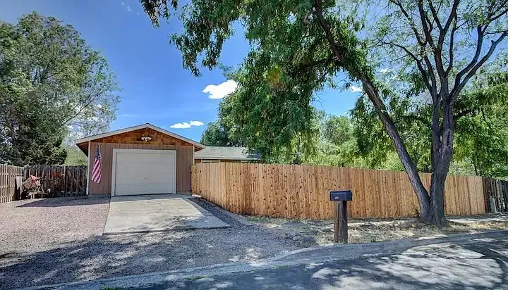 2522 SW Umatilla Ave — Photo 4