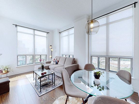 3rd image of 2087 Lake Shore Blvd W #Penthouse 7