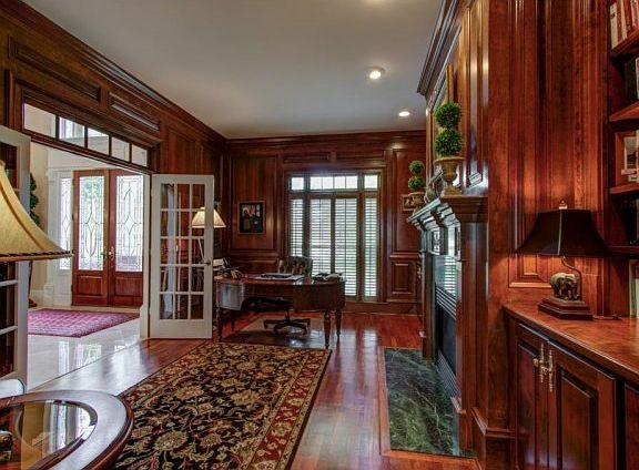 4th image of 6010 Carlisle Ln