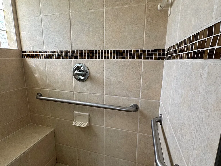 5754 Oak Hill Manor Dr #2 — Photo 5