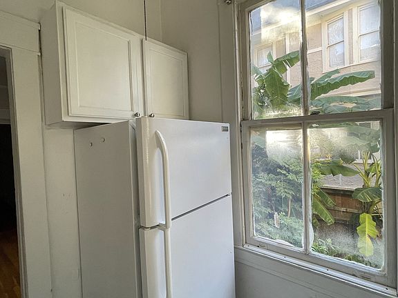2nd image of 4620 Saint Charles Ave APT D