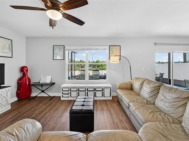 11176 Leland Groves Dr — Photo 22