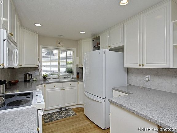 4th image of 13801 NW 10th Ct