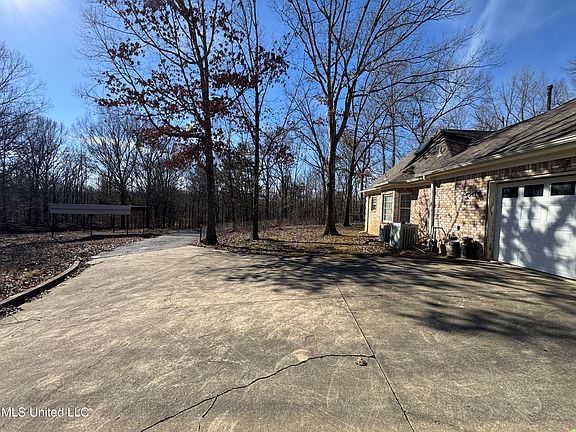 4th image of 778 Steele Rd