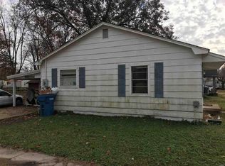 1702 Thomas St, Poplar Bluff, MO 63901