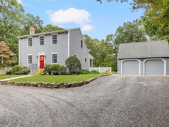 4th image of 410 Rockland Rd