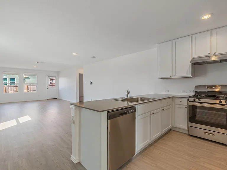 4109 Cataract Cir — Photo 3