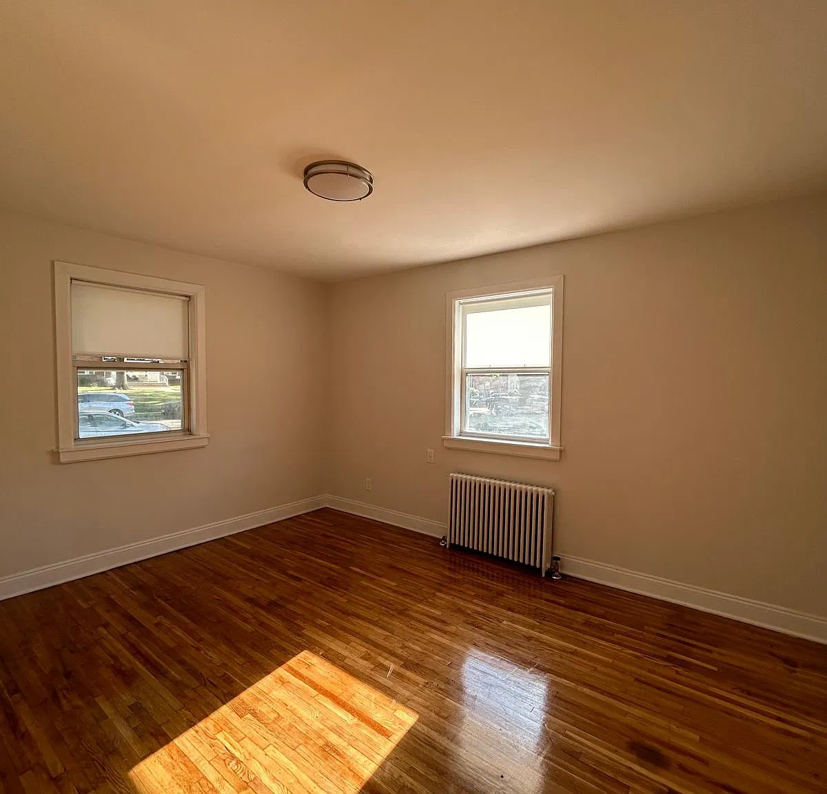 223rd Pl, Oakland Gardens — Photo 3