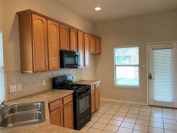 5th image of 1225 Chattahoochee Dr