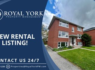 172 Rosemount Dr #3, Kitchener, ON N2B1R5