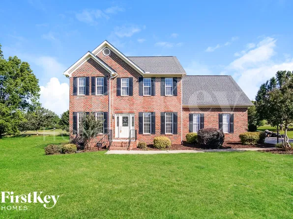 300 Riverwood Dr, Clayton, NC 27527