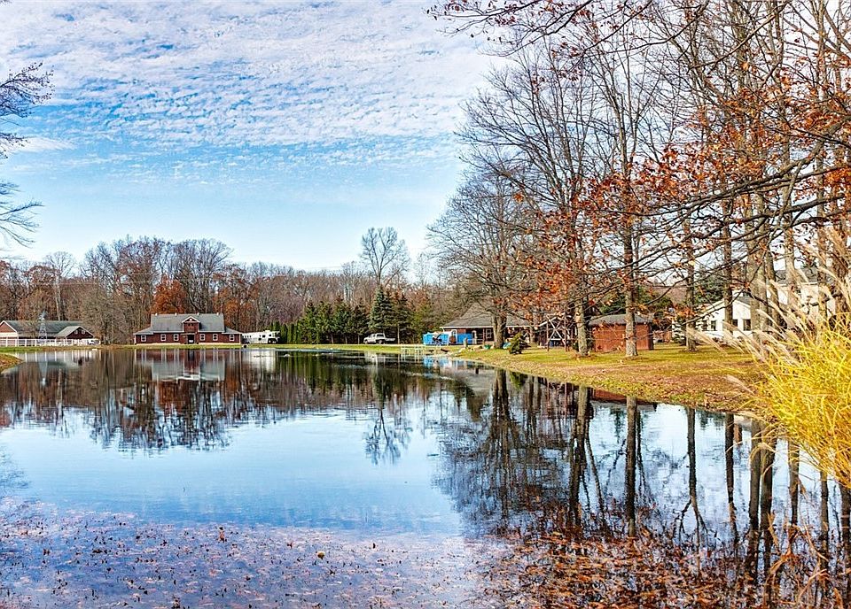 15660 Chipmunk Ln, Middlefield, OH 44062 Zillow