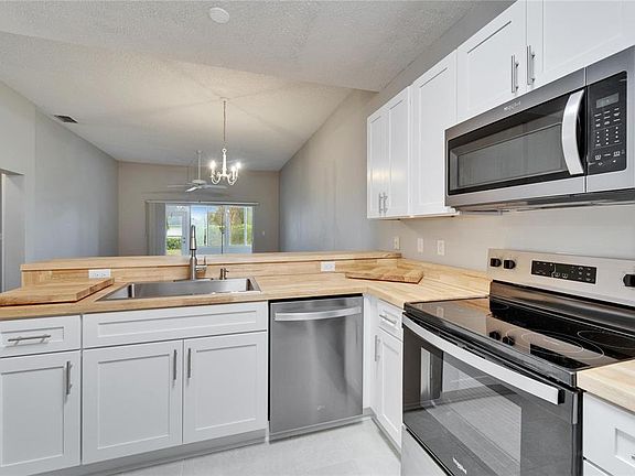 4th image of 1032 Radison Ave #2