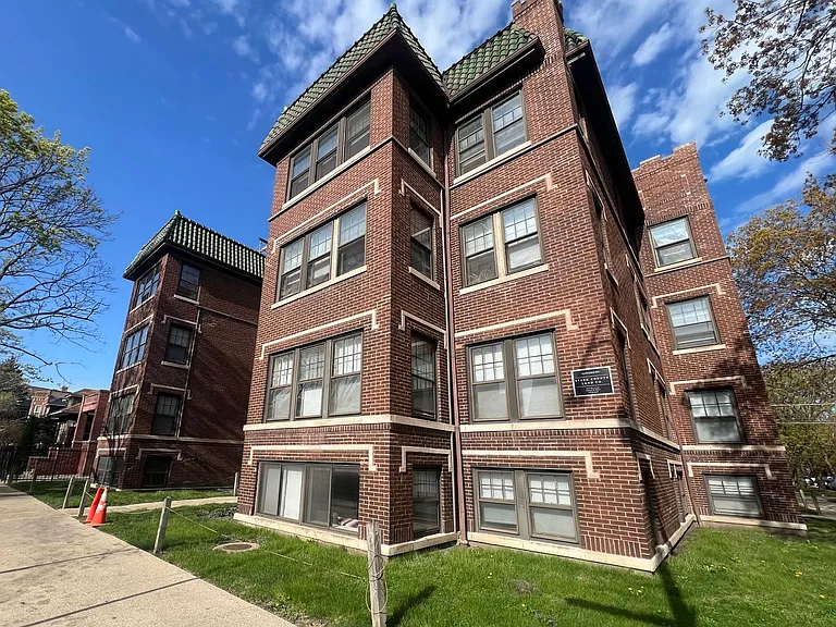 4505 N Kimball Ave #1 — Photo 2
