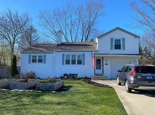 9447 Greenwood Dr, Des Plaines, IL 60016