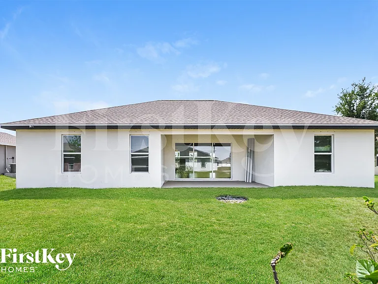 2934 NW 3rd Pl — Photo 15