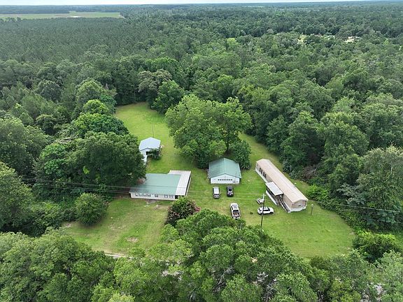 3rd image of 3690 Cedar Springs Rd