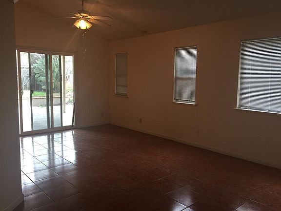 5th image of 4981 Villa Royale Way