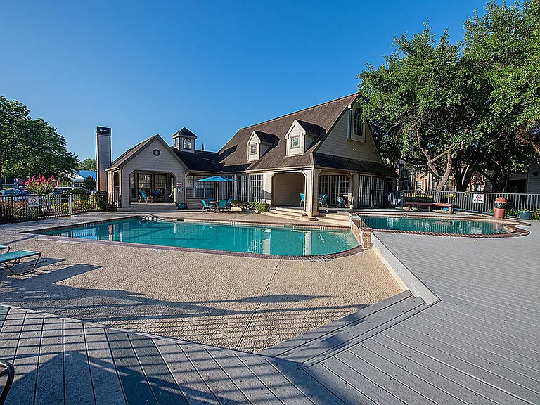 Deer Cross Swimming Pool II