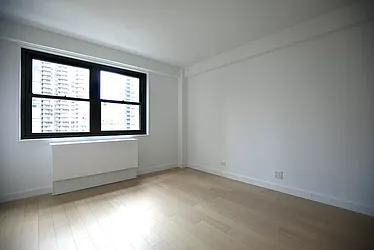 Rented by Manhattan Realty Group