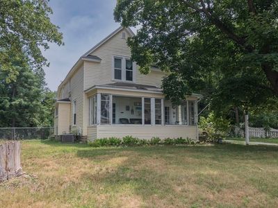 642 N Kalamazoo St, Paw Paw, MI, 49079