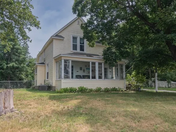 642 N Kalamazoo St, Paw Paw, MI 49079