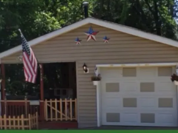 1319 19th Ave, Beaver Falls, PA 15010