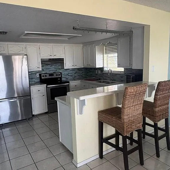 108 W Capricorn Dr — Photo 15