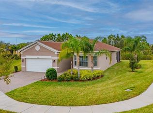 4860 Grand Banks Dr, Wimauma, FL 33598