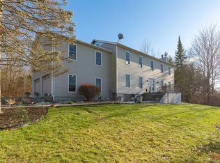 7 Tree Line Dr, Wappingers Falls, NY 12590