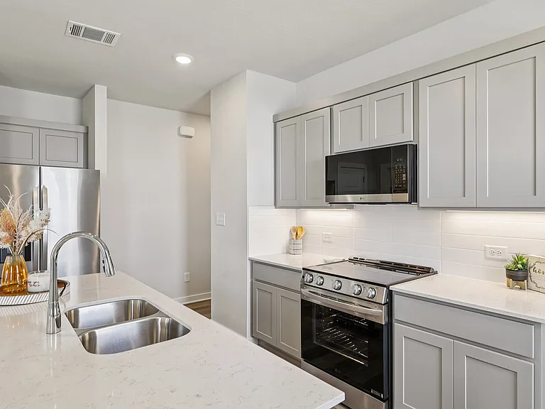 133 Cutleaf Cv — Photo 5