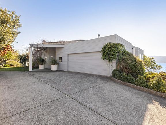 5th image of 20 Gilmartin Dr