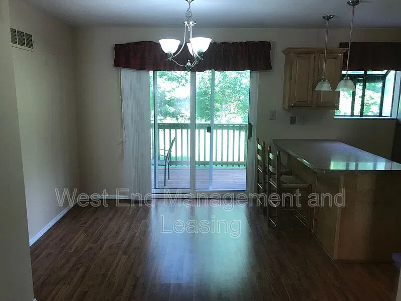 2 bed, 2.0 bath, $1,500 — Photo 3