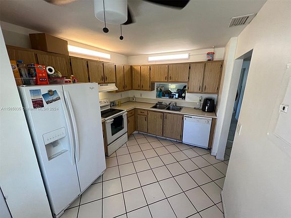 5th image of 7931 Southgate Blvd APT E7