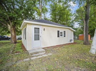118 Charles St, Jackson, MI 49203