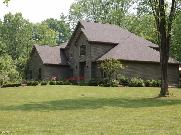 1829 State Route 7 NE, Brookfield, OH 44403