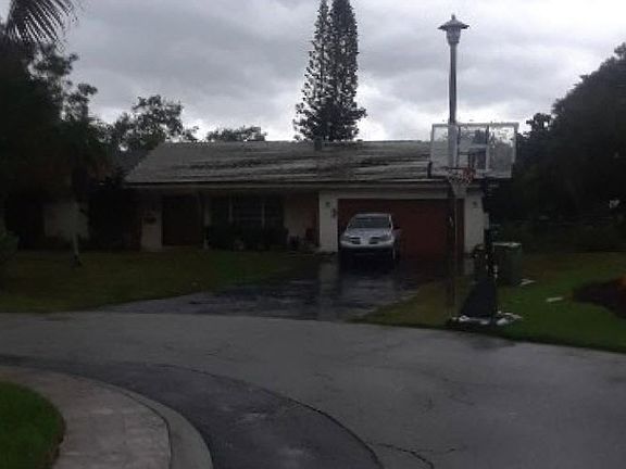 3rd image of 3742 NW 98th Ave