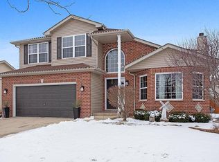 3417 Stone Creek Dr, Joliet, IL 60435
