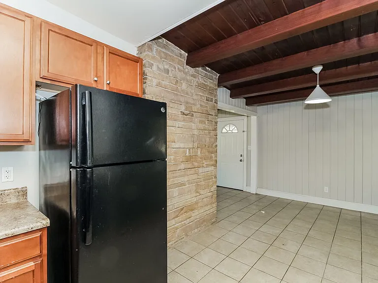 379 Hilltop Circle Ext SW — Photo 10