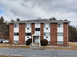 5 Turnpike Rd APT 214, Townsend, MA 01469