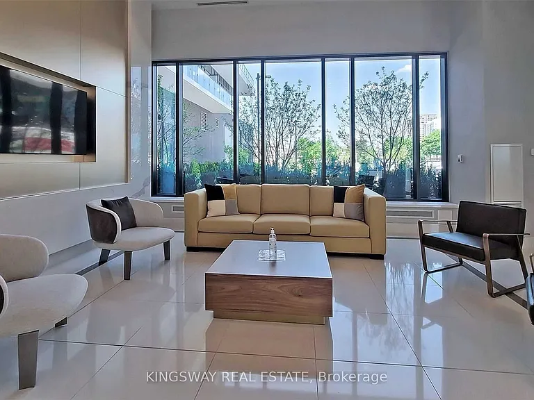 65 Watergarden Dr #907 — Photo 15
