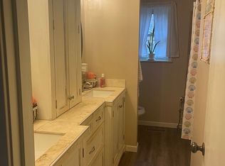 512 Sims St, Searcy, AR 72143