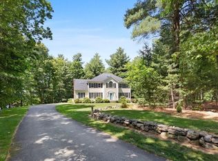 6 Rosebud Ln, Westford, MA 01886