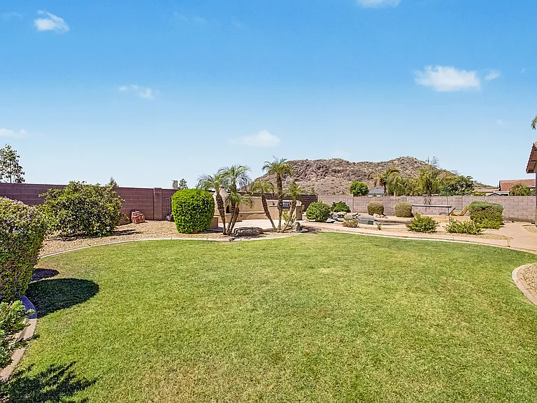 9809 W Bent Tree Dr — Photo 3
